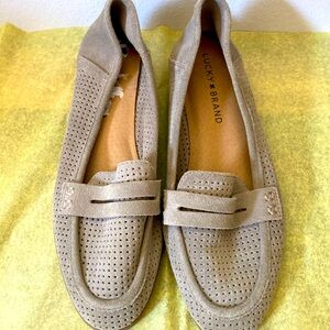 Lucky Brand Tan Caylon Penny Loafers Oiled Suede Leather Flats Women’s size 6.5